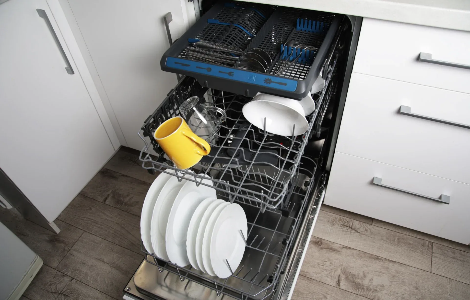 Dishwasher in a residential kitchen in Innisfil, Ontario